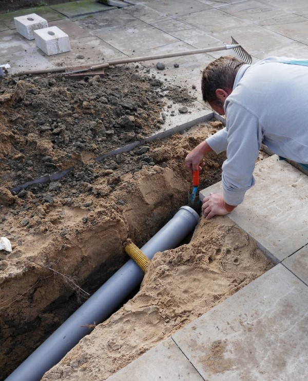 Canalizador de água e esgotos em Albufeira